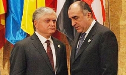 Fransa`da Azeri-Ermeni zirvesi 