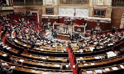 Fransız meclisinden azınlık dillerine onay 