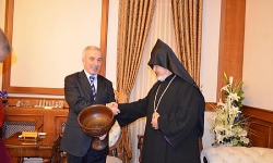 Türkiye Ermenileri Patrik vekili Ateşyan`dan Malatya`ya ziyaret