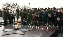 23 Şubat Erivan’da Kutlandı