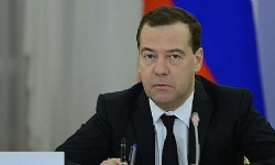 Medvedev, Ermenistan Başbakanı Abrahamyan İle Bir Araya Geldi
