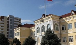 Rusya vatandaşı, Ermeni asıllı olduğu için Azerbaycan`da tutuklu bulunuyor