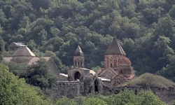 BBC Rusça, Karabağ`daki Ermeni Dadivank Manastırını anlattı
