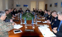 Barış misyonlarına Ermenistan`ın katılım konusu, Savunma Bakanlığı ile ABD temsilcilerince ele alındı