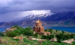 Van Ahtamar’da 100 yıl sonra Ermeniler Kutsal Paskalya’yı kutladı.