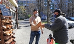 Ukrayna`da Ermeni fırın sahibi muhtaçlara ücretsiz ekmek dağıtıyor
