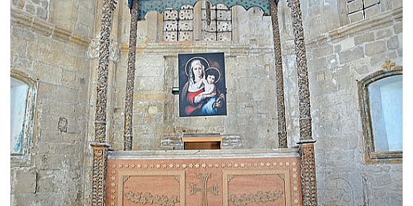 Lefkoşa`nın 8 asırlık mirası: Ermeni Manastırı ve Bakire Meryem Kilisesi