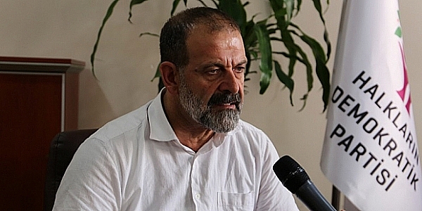 HDP`nin Hristiyan Mardin Milletvekili Tuma Çelik`in Meclis kimlik kartına `İslam` yazıldı!