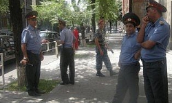 Çin Büyükelçisi Ermeni polislerin profesyonel çalışmasından etkilendi