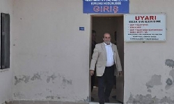 HDP`li Ertuğrul Kürkçü, Sevan Nişanyan`ı Cezaevinde Ziyaret Etti