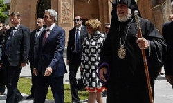 Serj Sarkisyan, Sb. Anna Kilisesinin Mesh Töreninde Hazır Bulundu