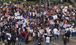 Los Angeles’te Binlerce Ermeni Azerbaycan’ı Protesto Etti