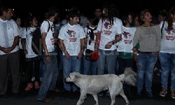Özgürlük Meydanındaki Miting Erivan Sokkalarında Yürüyüşe Geçti