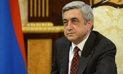 Al Jazeera`` Sarkisyan`a Başbakanlık görevini üstlenip üstlenmeyeceğini sordu