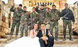 Halepli Ermeni çift düğün fotoğraflarını Halep galibiyetine ithaf etti