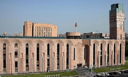Yerevanlılar Belediye Başkanlarını Seçti