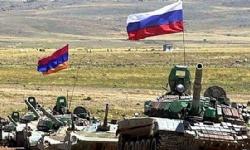 ​Putin, Ermenistan-Rusya ortak askeri birlik anlaşmasını Devlet Duması`na gönderdi