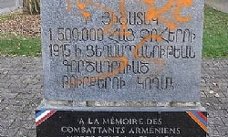 ​Fransa’da Ermeni Soykırımı anıtına vandal saldırısı yapıldı