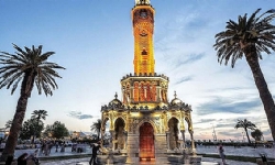 AK Parti İzmir’de gayrimüslim açılımı