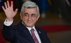 ​Ermenistan`da tarihi gün: Serj Sarkisyan görevini tamamladı, hükümet ise istifa ediyor
