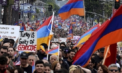 Los Angeles kent konseyi üyeleri Ermeni Soykırımını andı