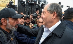 Ermenistan Cumhurbaşkanı: Göstericiler ve polis arasında durmaya hazırım
