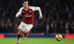Henrikh Mkhitaryan Arsenal`da Ağustos ayının en güzel golüne imza attı