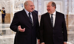 ​Sarkisyan-Lukaşenko görüşmesinde Azerbaycan’a silah satma konusu ele alındı