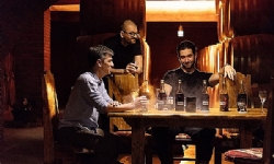 ​Ünlü Ermeni iş adamı Alexis Ohanian Ermenistan`da konyak üretiyor