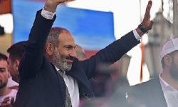 Ermenistan’da seçim sonuçları belli,Paşinyan’ın partisi büyük farkla kazandı