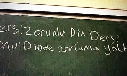Milli Eğitim zorunlu din dersinden muafiyet için `gayrimüslimlik belgesi` istedi; yargı, “Soramazsın
