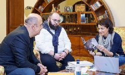 ​Nikol Paşinyan’ın eşi Anna Hakobyan İstanbul Ermenisi Dayk Miricanyan’ı kabul etti