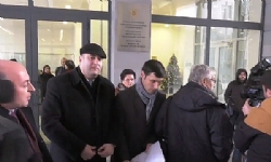 Vatana dönen Ermeniler Diaspora Bakanlığının kapatılmasını protesto ediyorlar