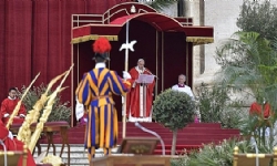 Խաղաղութեան Վարդարանը աղօթեցէք յատկապէս Սուրբ Երկրի եւ Միջին Արեւելքի համար