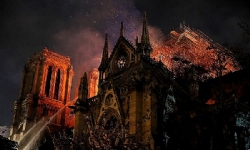 ​22 Nisan’da Notre Dame Katedrali`nde Ermeni Soykırımı kurbanlarının anısına ayin yapılacaktı