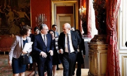 ​Ermenistan ve Fransa Dışişleri Bakanları bir araya geldi