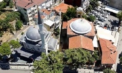​Cami, kilise ve sinagogun aynı sokakta olduğu Kuzguncuk havadan görüntülendi