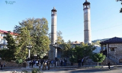 Şuşi`deki Gohar Ağa Camisi restorasyondan sonra tekrar ziyaretçilere açıldı