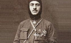 Nazi Ordusundaki Azeri Lejyonu`nun kurucusunu kahramanlaştıran Azerbaycan`dan Njdeh`e Nazi suçlama