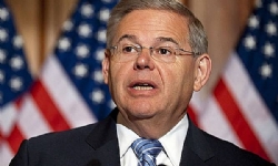 Robert Menendez ABD Senatosuna Ermeni Soykırımını tanıma çağrısı yaptı