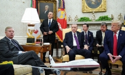 Graham: Ermeni Soykırımı tasarısının engellememi Beyaz Saray istemiş, bir daha yapmam