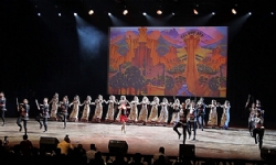 ​Ermeni halk dansları topluluğu Maral, 40. yıl gösterisine hazırlanıyor