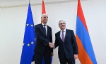 Hollanda Dışişleri Bakanı Ermenistan’da tüm alanlarda iki ülke ilişkilerinin geliştirilmesini önemse