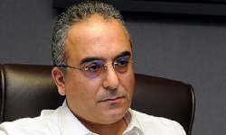 AKP`li Markar Esayan: Ayasofya`nın ibadete açılmasına kimse engel olamaz