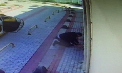 Bakırköy`deki Ermeni kilisesinin kapısını yakmaya çalışan saldırgan tutuklandı