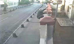 Kuzguncuk`taki Ermeni kilisesinin haçını söken kişinin 5 yıl 4 ay hapsi istendi