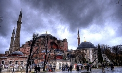 ​Mitrofanova: Ayasofya’nın cami olması yeni Osmanlı hırsıyla bağlantılı