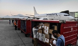 ​İnsani yardım taşıyan üçüncü uçak Ermenistan’dan Lübnan’a doğru yol aldı