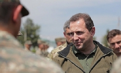 Մեծ կասկածներ է առաջացնում Կարմիր խաչի աշխատակիցների չայցելելը Գուրգեն Ալավերդյանին. Տոնոյան