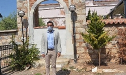 Tarihi kilisenin kapılarına duvar örülmesine suç duyurusu